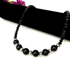 Sparkly Black Beaded Necklace​​​